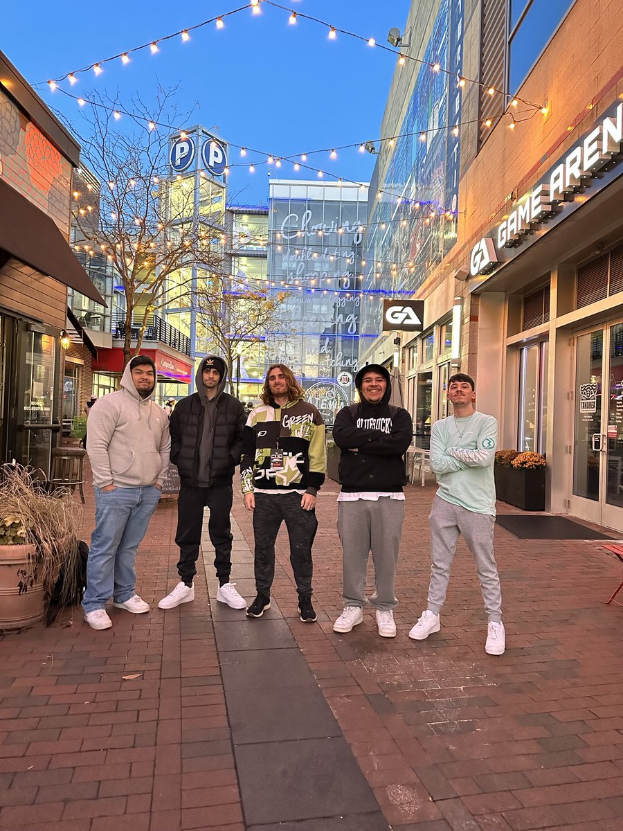 EVERYBODY wish this 🐐 a HAPPY FUCKIN 21ST BIRTHDAY YO 👏 <a href="/AnuraXO/">Anura</a> Congrats, brother!