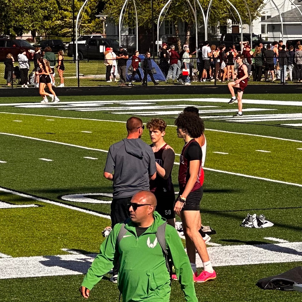 NicoleJodway's tweet photo. Shamrock Invite MI - MHS Boys Track 5/10/24
110 Hurdles 
Skyler V 1st Place &amp; @JuliusJodway 4th Place
@CavemenBTrack 
@cavemensports https://t.co/6FAZ1hxecT