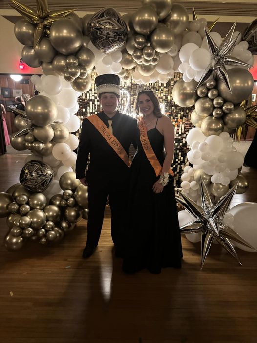 Congratulations to our 2024 Prom King, Joey Lawler and Prom Queen, Mya Nelson!