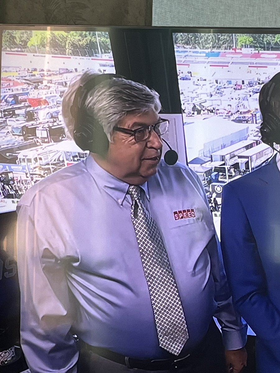 Appreciated the dedication to the throwback @mikejoy500 👏🏻👏🏻 #NASCARonFS1 #speedtv