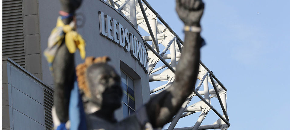 🚨DECLARAÇÃO DO CLUBE
⚠️O Leeds United pode confirmar que um torcedor recebeu tratamento médico e recebeu alta após um incidente ocorrido fora de Carrow Road após o jogo de play-off do Sky Bet °Championship no domingo. #LUFC|#SKYBETCHAMPIONSHIP