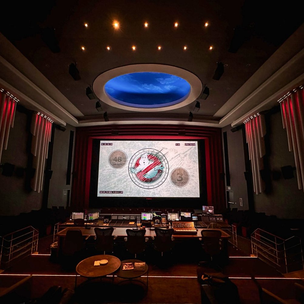 📍 Kim Novak Theater at Sony Studios
📷 instagr.am/sounddroid

#ghostbusters #mix #kimnovaktheater #audiopost #postproduction #daw #avidprotools #protools #avid