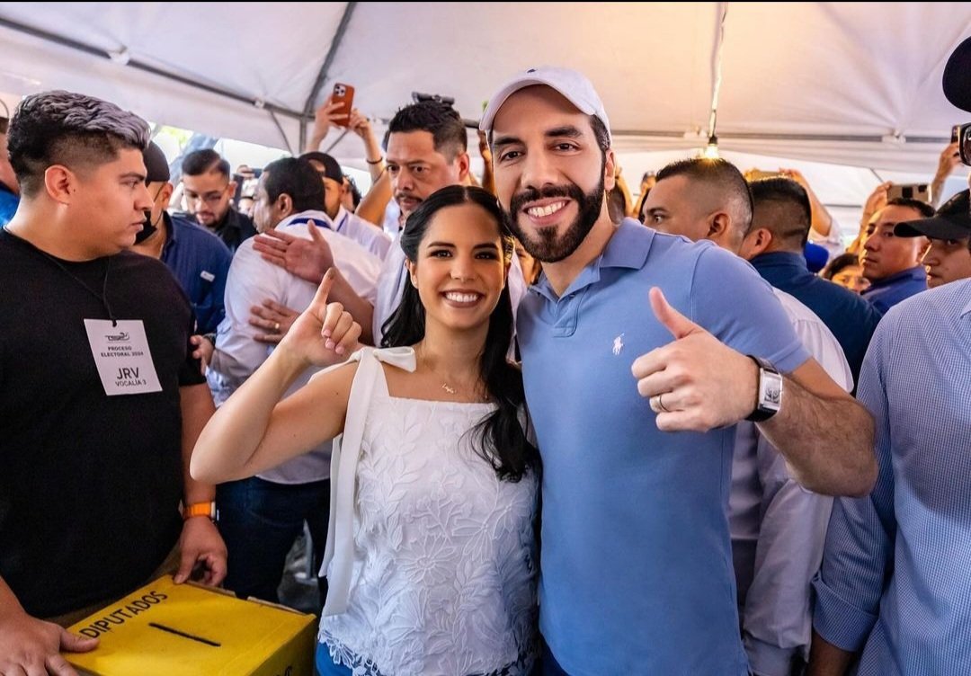 Gabriela Rodríguez de Bukele (@gabrieladebuk) on Twitter photo 