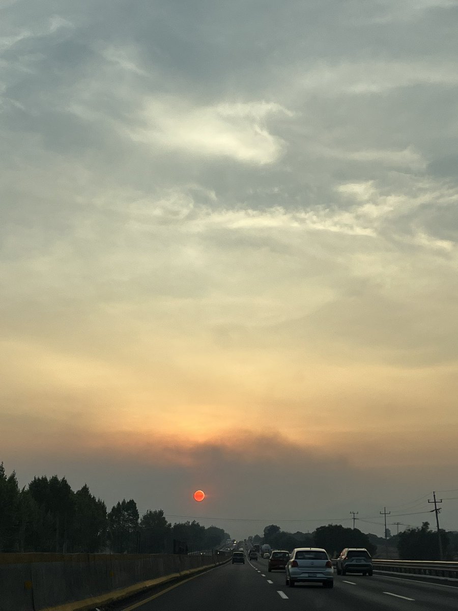 Sol rojo. Miedo mil. 😳