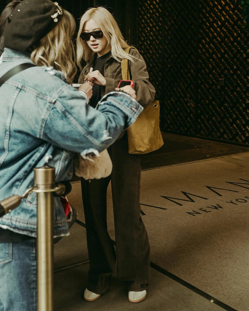 #ROSÉ in nyc