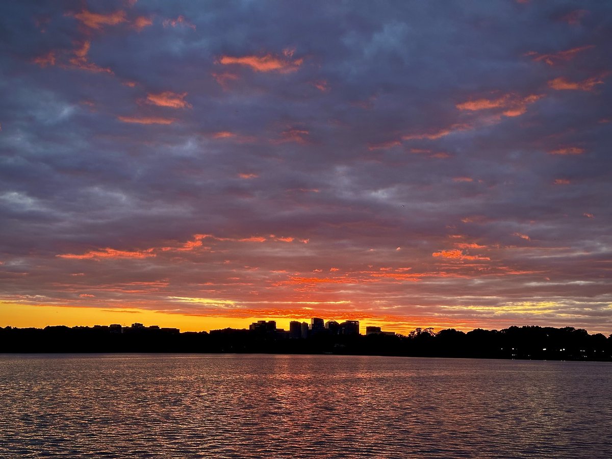 Electric skies at the Tidal Basin. Even without the auroras.