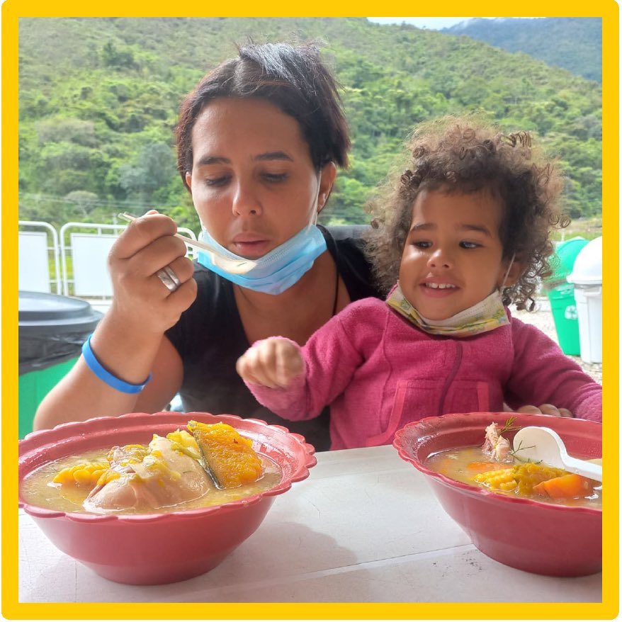 CristalMontane's tweet photo. Hope For Venezuelan Refugees Project Soup Meal Program empowering women and children.
#HopeForVenezuelanRefugees
#
#HumanitarianEmergency
#AlleviatingHunger
#AlbergueVanessa https://t.co/a8vGVDGIiu