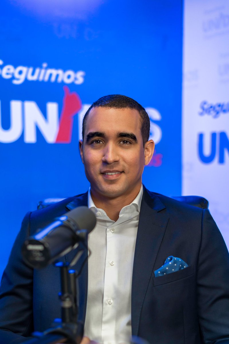 Hoy recibimos a <a href="/josejuliogomezb/">José Julio Gómez</a>, VM de Política Exterior Bilaterial del <a href="/MIREXRD/">Cancillería de República Dominicana</a>, con quien conversamos sobre las principales prioridades de la política exterior local y cómo las aborda el cambio 🌎

▶️ Enlace en bio

#ElCambioSigue #Luis24