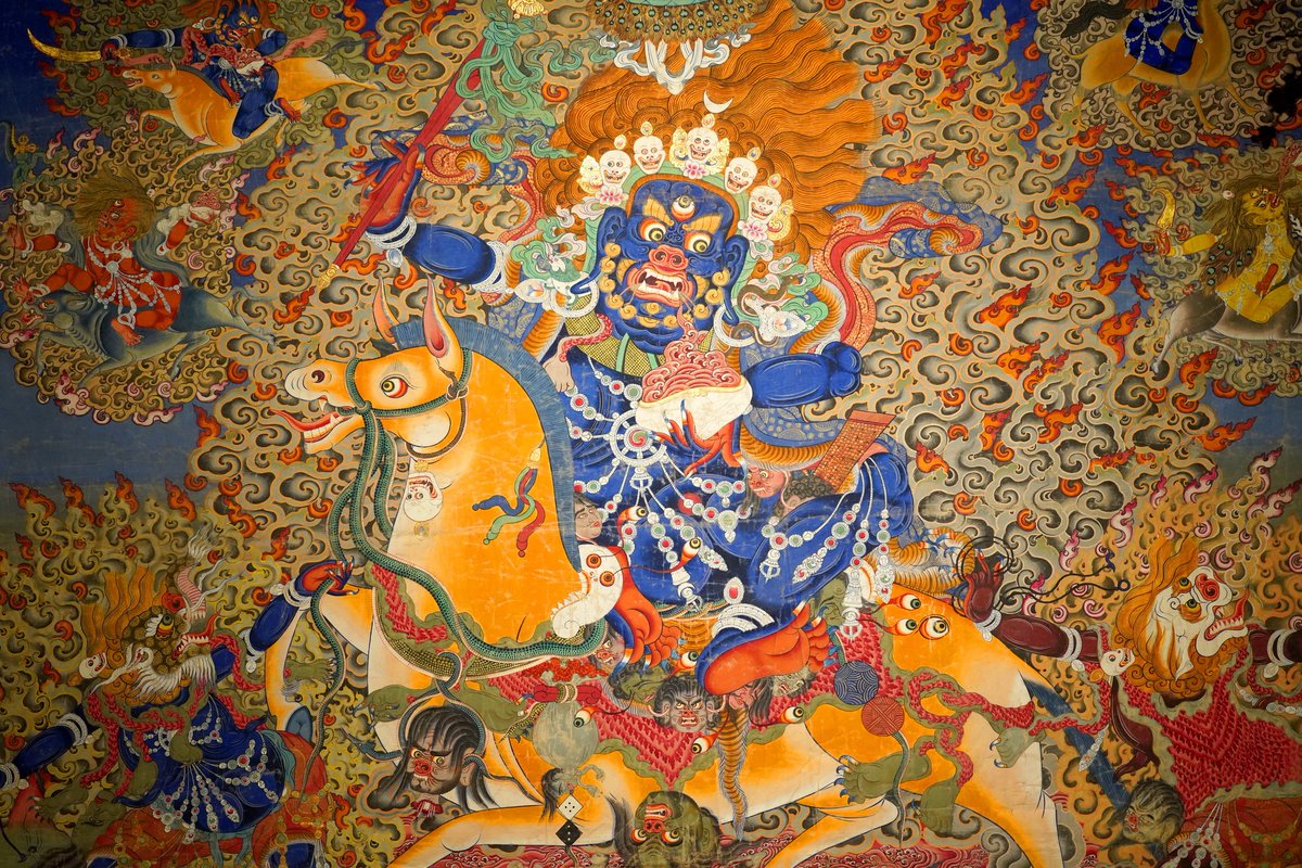 Tibetan art in Huangnan Tibetan Autonomous Prefecture, Qinghai, China.handmade embroidery。