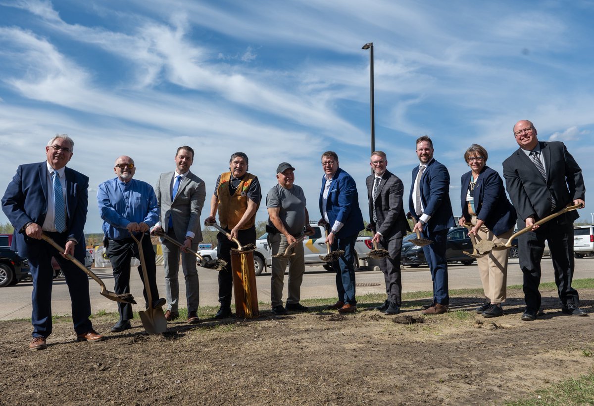 A historic day for Prince Albert and Northern Saskatchewan!   Construction is officially underway on the new acute care tower at the Prince Albert Victoria Hospital. The new multi-story tower will increase overall capacity by approximately 40% and also includes a heliport,…