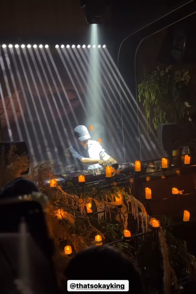 AUGUST WAHH, JOLIANNE LIVE for crwn's A GATHERING: SÉANCE ALBUM LAUNCH 
Nokal, Makati City 
11 May 2024 

#AugustWahh #Jolianne #crwn #Honey #AnotherDay #AGathering 
📷earlofmanila/bwintz7/thatsokayking