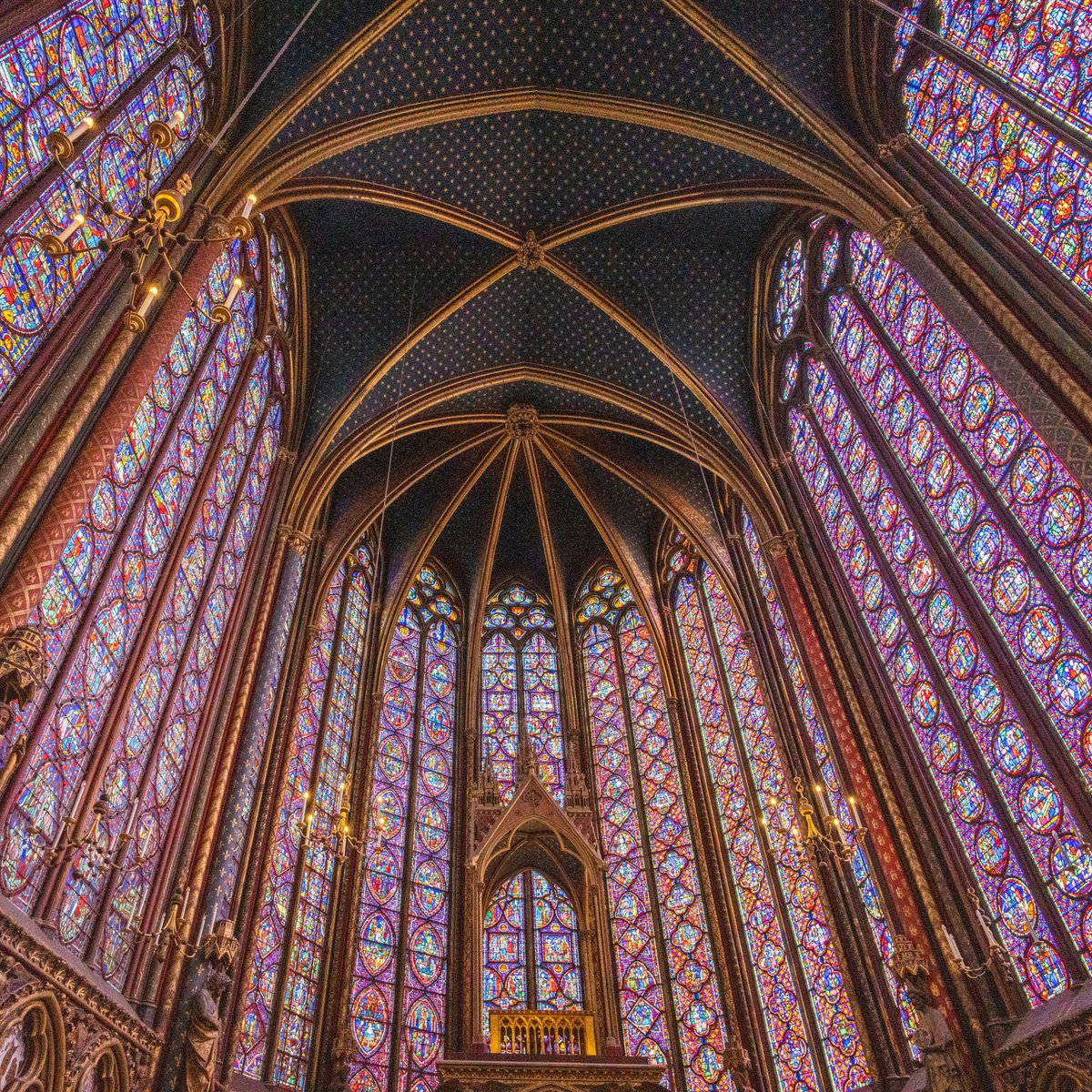 #Paris Unveiled. The Ultimate Guide To Exploring The City Of Light: #SainteChapelle

#ParisTSTheErasTour #ParisTheErasTour #TaylorSwiftErasTourParis #Paris2024 #ExploreFrance @Paris

goswifties.com/2024/05/12/par… via @goswiftiescom