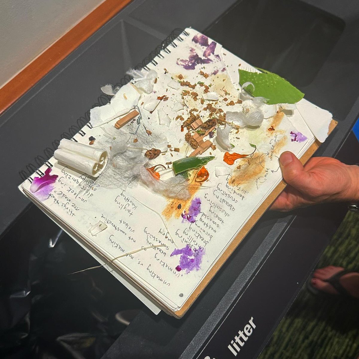 fionaaabelll's tweet photo. Had an incredible time co-organizing the Sustainable Unmaking workshop @acm_chi yesterday. I especially want to  thank @CorinneTakara for bringing the beautiful biomaterials and giving an inspirational keynote speech 🌺 https://t.co/8n9zflV7gp