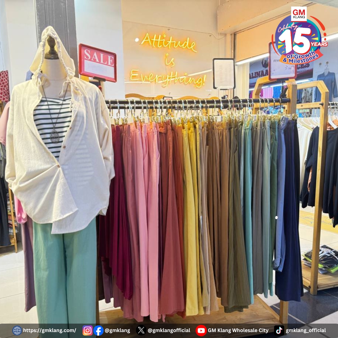 Hai guys! Dah habis raya kan🤭Tapi, bergaya tetap harus diteruskan 😎 Jom singgah ke Attitude Design untuk dapatkan baju yang stylish dan terkini dengan harga yang berbaloi!✌🏻
📌Attitude Design
📍B-1-001
#gmklang #AttitudeDesign #Fashionstyle #Attitudeiseverything