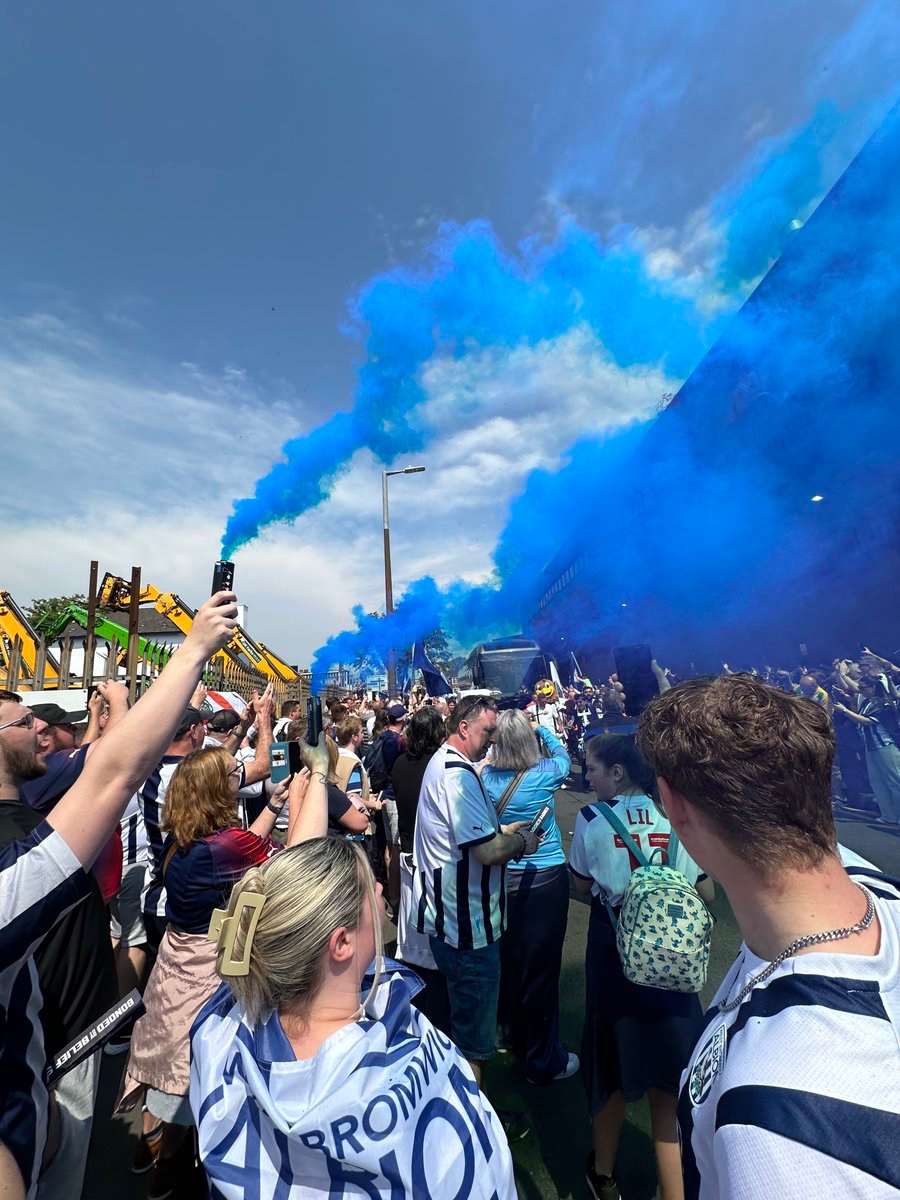 Carlos Corberán tweet media