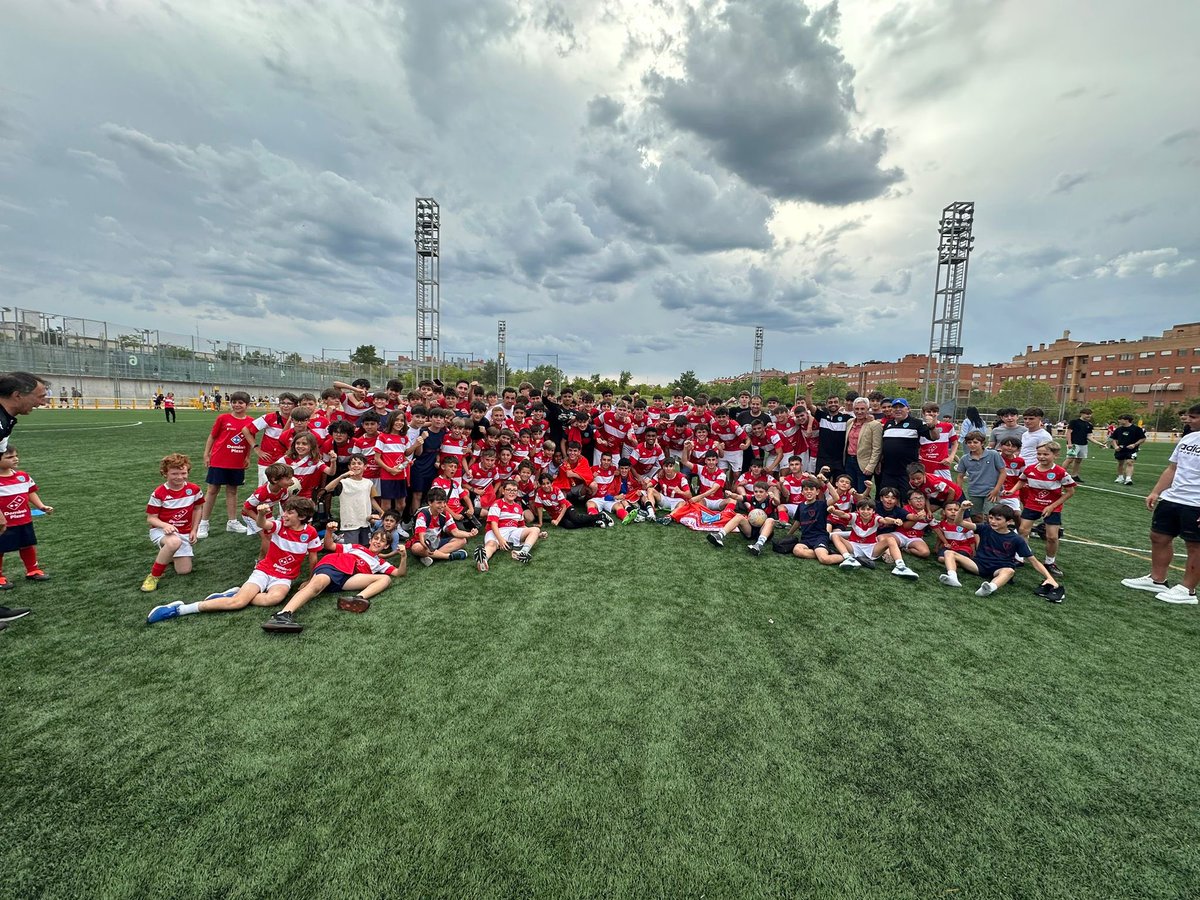 alcobendas04's tweet photo. 📌 JUVENIL A ASCENSO A NACIONAL

✅ Nuestro Juvenil A asciende a categoría Nacional a falta de 3 jornadas.

❇️ Por primera vez en la historia del club competiremos en NACIONAL.

❤️ Gracias a todos los que habéis estado apoyando.

🔴🔴 ¡Somos una familia! 🔴🔴 https://t.co/eYsEmqHEjh