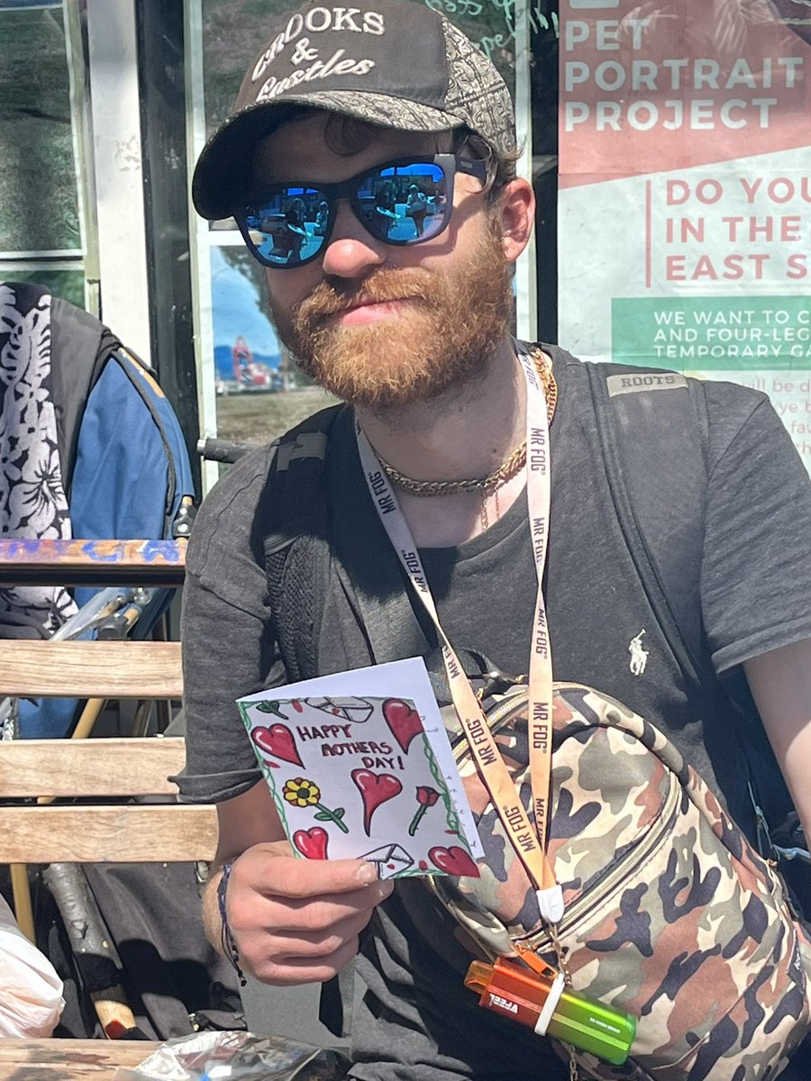 Thank you <a href="/Surrey_Schools/">Surrey Schools</a> staff for volunteering your time to help residents of the Downtown Eastside send Mothers’ Day cards. Thank you Woodward Hill Elementary, Surrey Centre Elementary and Fleetwood Park Secondary for making cards!