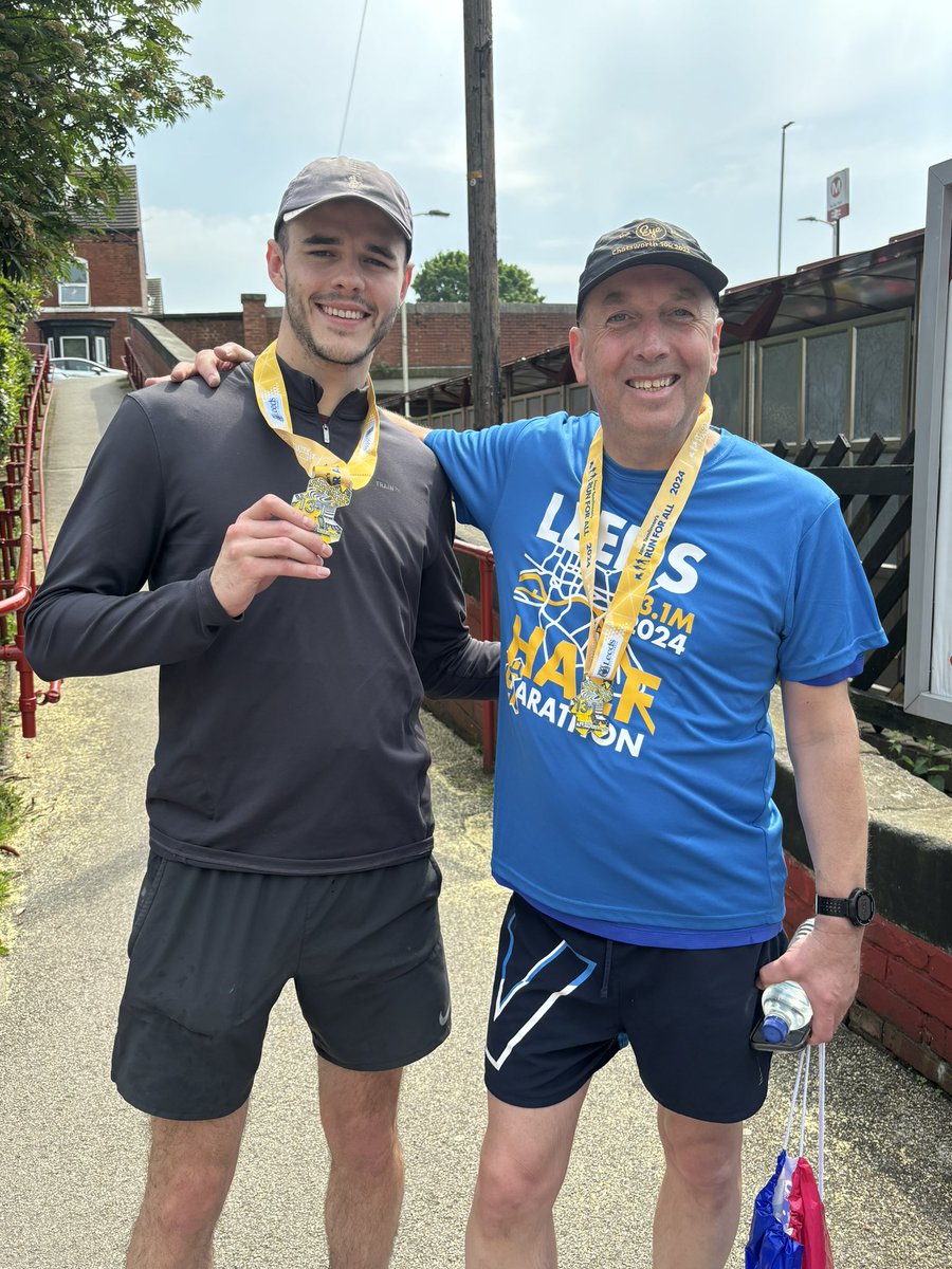 Great day @runforall #robburrowleedsmarathon Just the half marathon for us today - before and after shots with @RhysBow11430515 He only finished 40 minutes ahead of me!!