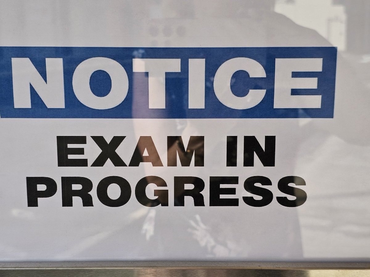 Excellent week of #OSCEs in Singapore.  Great teamwork @AtLecturer <a href="/bruceforrest/">Bruce Forrest</a> <a href="/ShonaMontgomer8/">Shona Montgomery</a>,  and others.