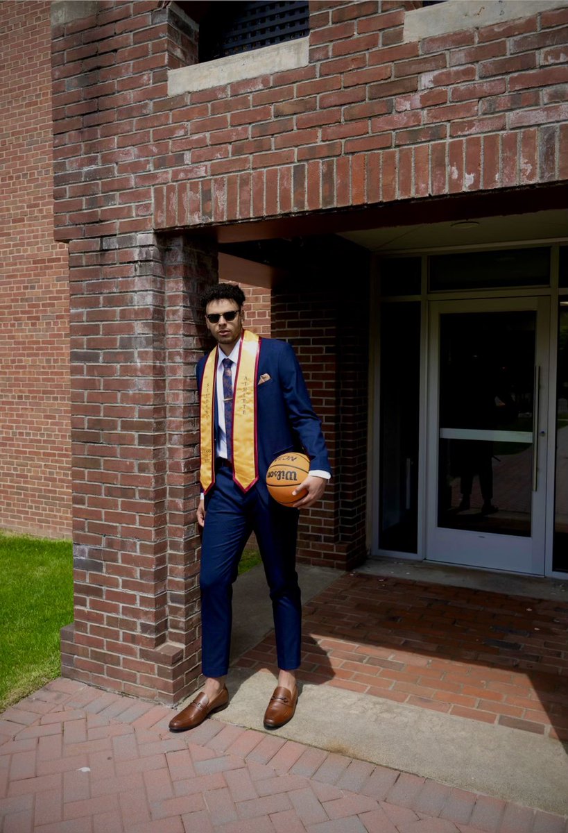 Lawrence Foreman tweet media