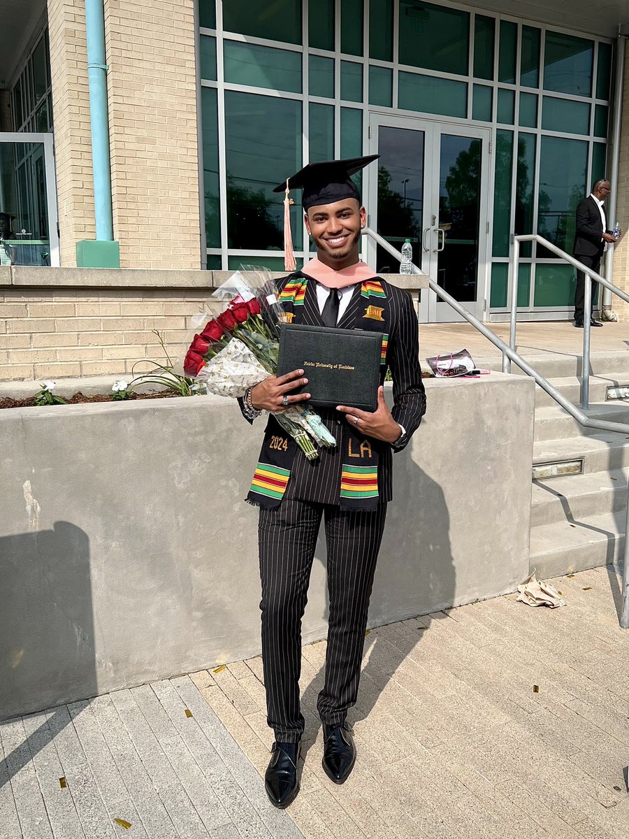 _FREDDIEB's tweet image. degreed.