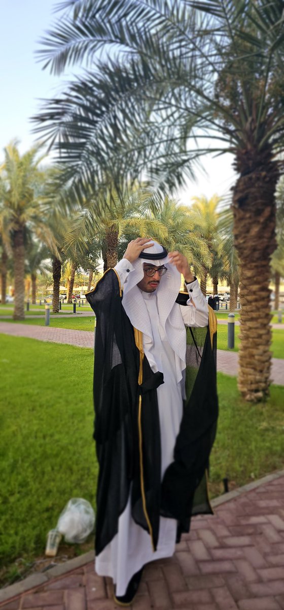 (وَآخِرُ دَعْوَاهُمْ أَنِ الْحَمْدُ لِلَّهِ رَبِّ الْعَالَمِينَ) 
مسك الختام. 🎓