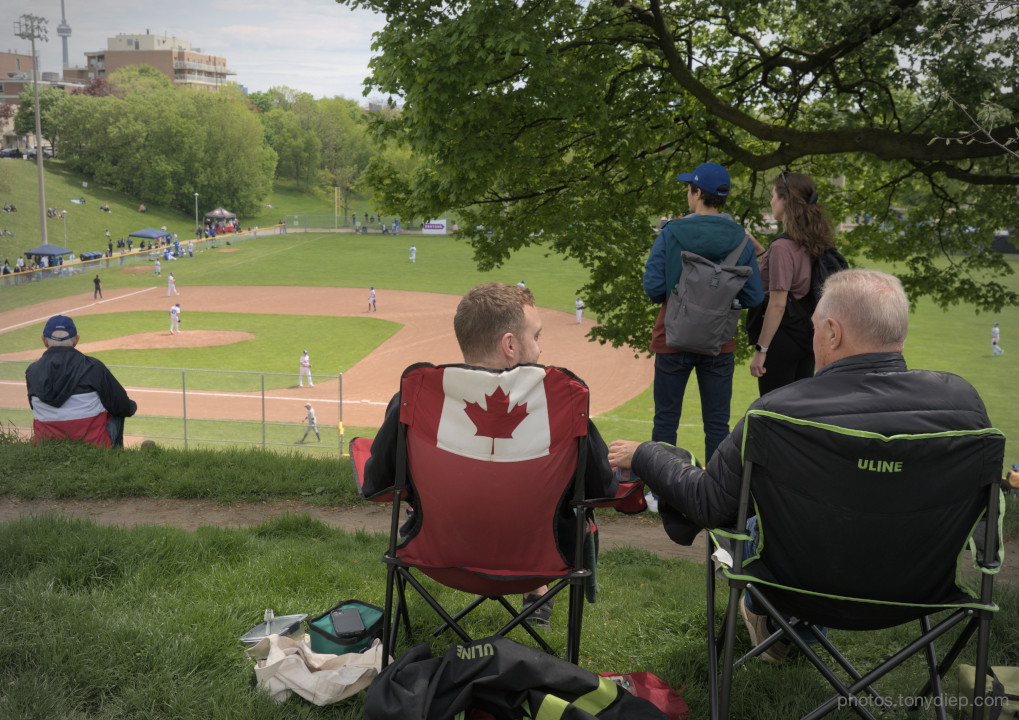 Happy Mother's Day!
#streetphotography #streetphotographers #streetphoto #photooftheday #torontophoto #dailyphoto #thephotohour