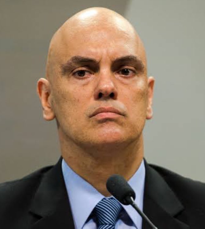 ⚠️🚨 QUAEST: Alexandre de Moraes está passando dos limites ? 

✅ Sim, está passando dos limites: 56% 
❌ Não, não está passando dos limites: 27%