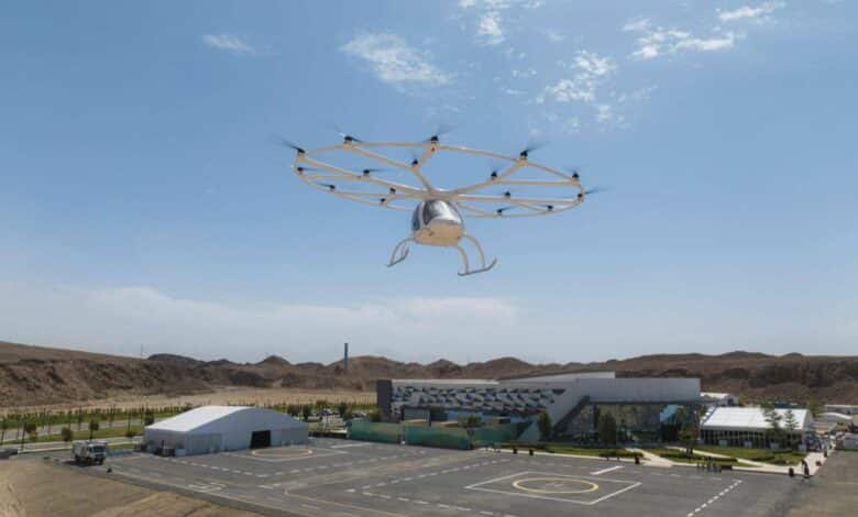 Hamad_Tech's tweet image. #خبر
وزارة النقل السعودية تعلن تجربة التاكسي الطائر في موسم الحج هذا العام

التي ستساعد في نقل ضيوف الرحمن من المطار إلى الفنادق في مكة المكرمة باستخدام الطائرات الكهربائية وذلك لتقديم خيارات بديلة للحجاج مستقبلًا وتقليل الكثافة المرورية خلال موسم الحج