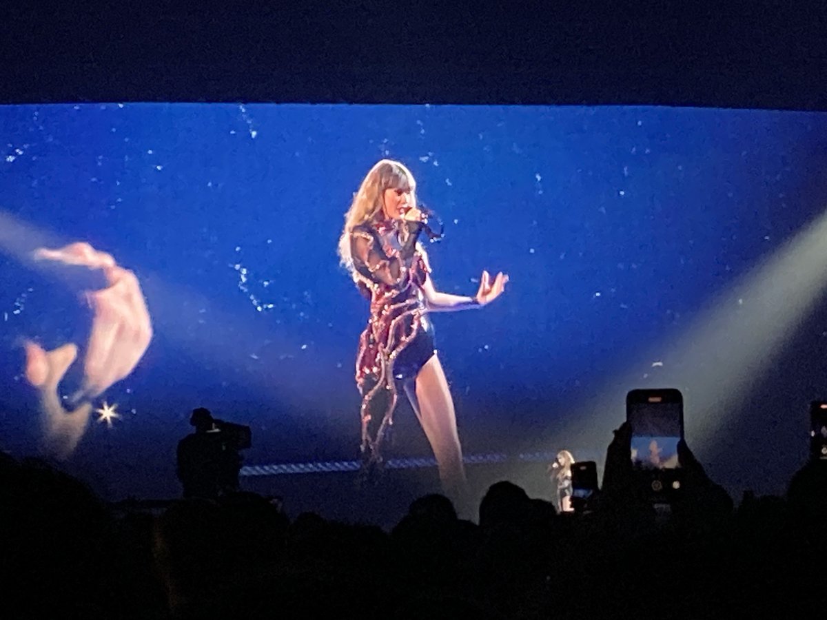 sarah 🦢 LN1 🧡 tweet media