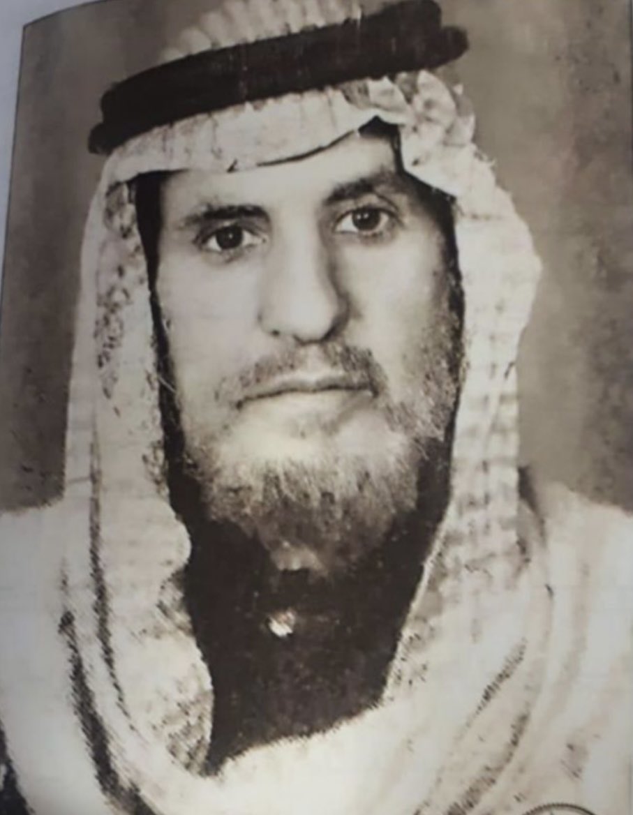Amr_1434's tweet photo. #السعودية_العظمى
#القواره
#عيون_الجواء
#محمد_بن_عمار
{{ الأمير الشاعر}}
{سيرته الحسنة}
العم محمدالعمار أبوعبدالعزيزمن المسعود من الأسلم من شمر يرحمه الله رجل جمع المكارم له مجموعة من القصائد الشعرية نصح وتوجيه وكرم وغزل لايذكرإلابخير والحمدلله رحل وبقيت سيرته الحسنة وذريته الكرام https://t.co/ffZ0m1HTnz