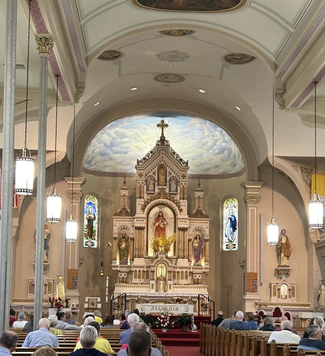 Went to Saint Anthony’s Catholic Church, the second oldest church in Iowa, and the oldest church still active. Enjoyed the mass, the people and the church is even more beautiful insidethan its exterior.