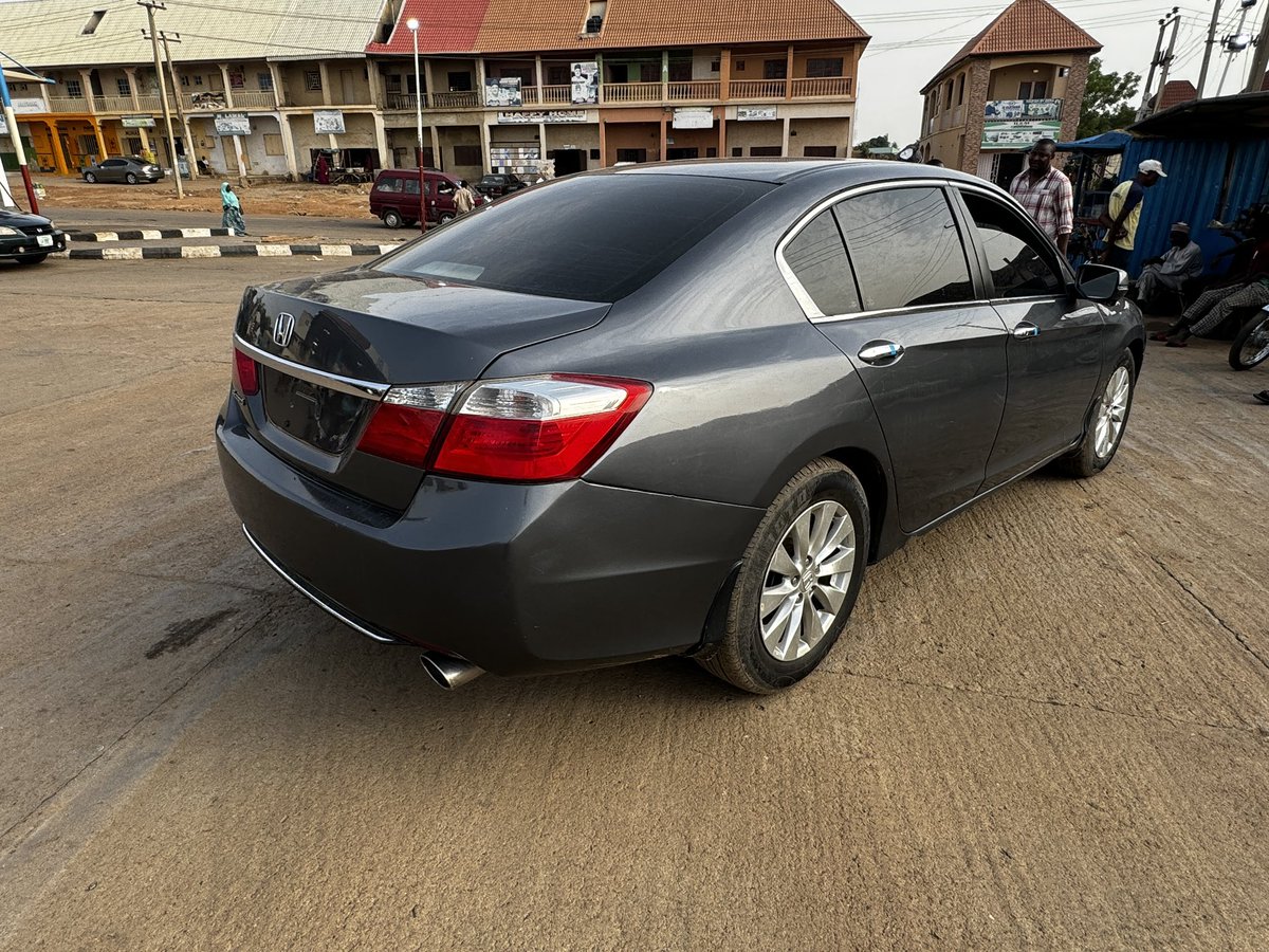 NEATLY USED HONDA ACCORD SPORT 2014 MODEL KEYLESS PRICE: 7.3m ✅ LOCATION: KADUNA⛳️ ☎️ 09016011178