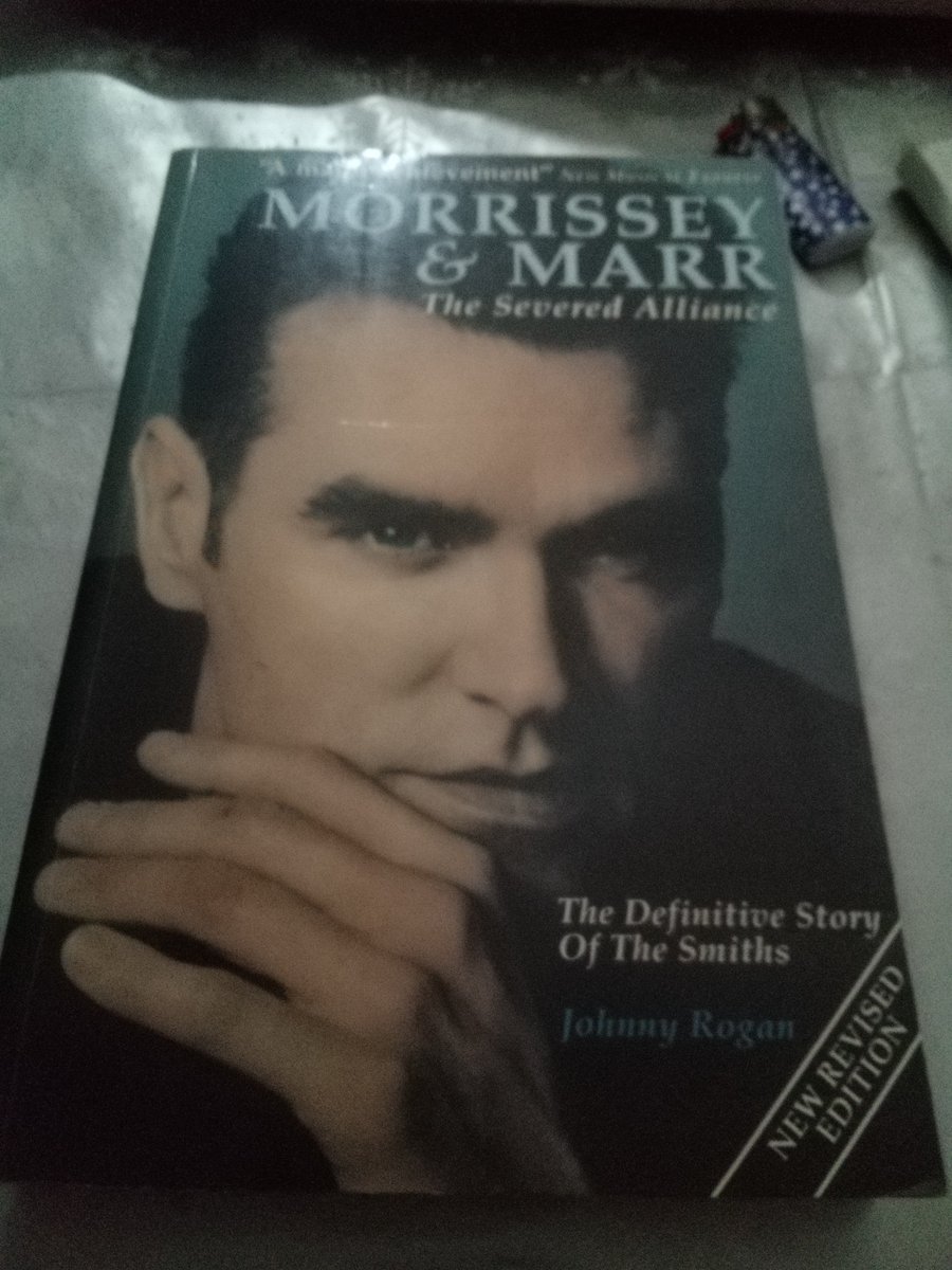 CLButler76's tweet photo. 25p! 25p for the book that upset La Moz so deeply! What a (charity shop) bargain! #TeamMarr https://t.co/H3CV6aaa8e