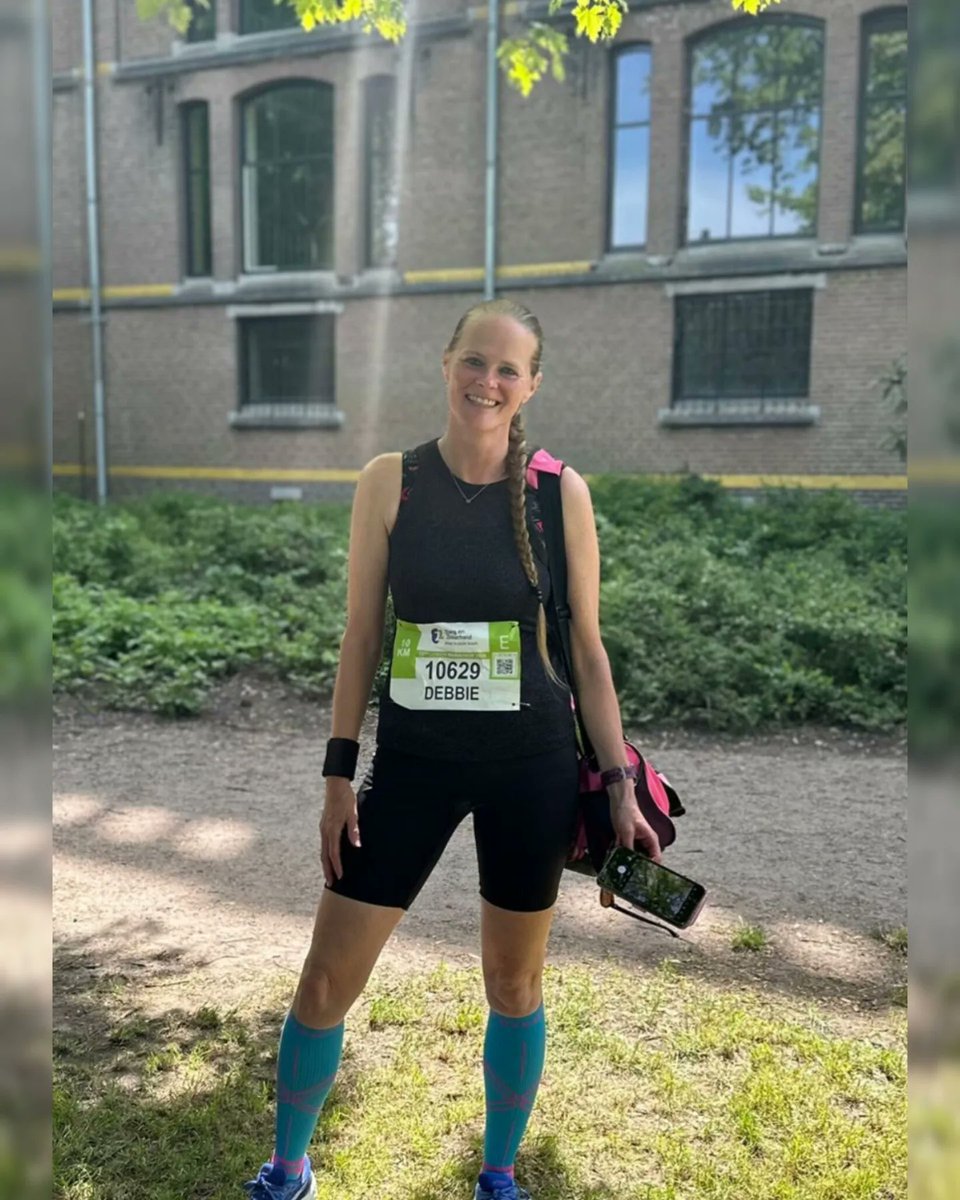 Op foto 1 wist ik nog niet dat ik ooit "Je suis Joost "zou zeggen, op foto 2 wist ik dat wel, en nadat op t plein #europapa werd gedraaid,en mijn 10km in #Leiden werd afgelast, wist ik het wel!Later meer over de loop die ik niet liep maar toch een medaille aan over heb gehouden!