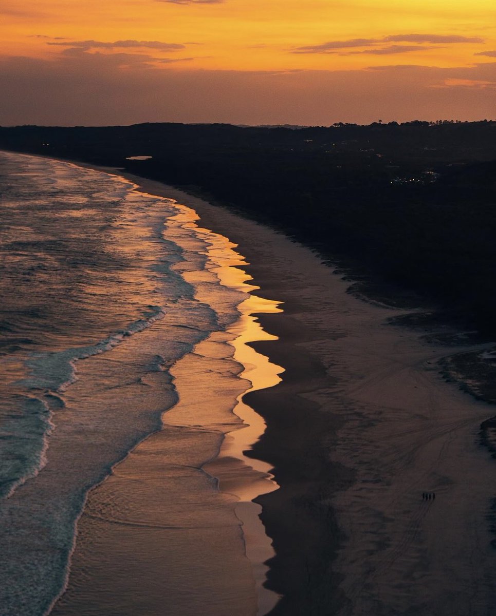 WorldNatGeo's tweet photo. Hermoso atardecer en Australia ✨ https://t.co/xwMXMY7td9