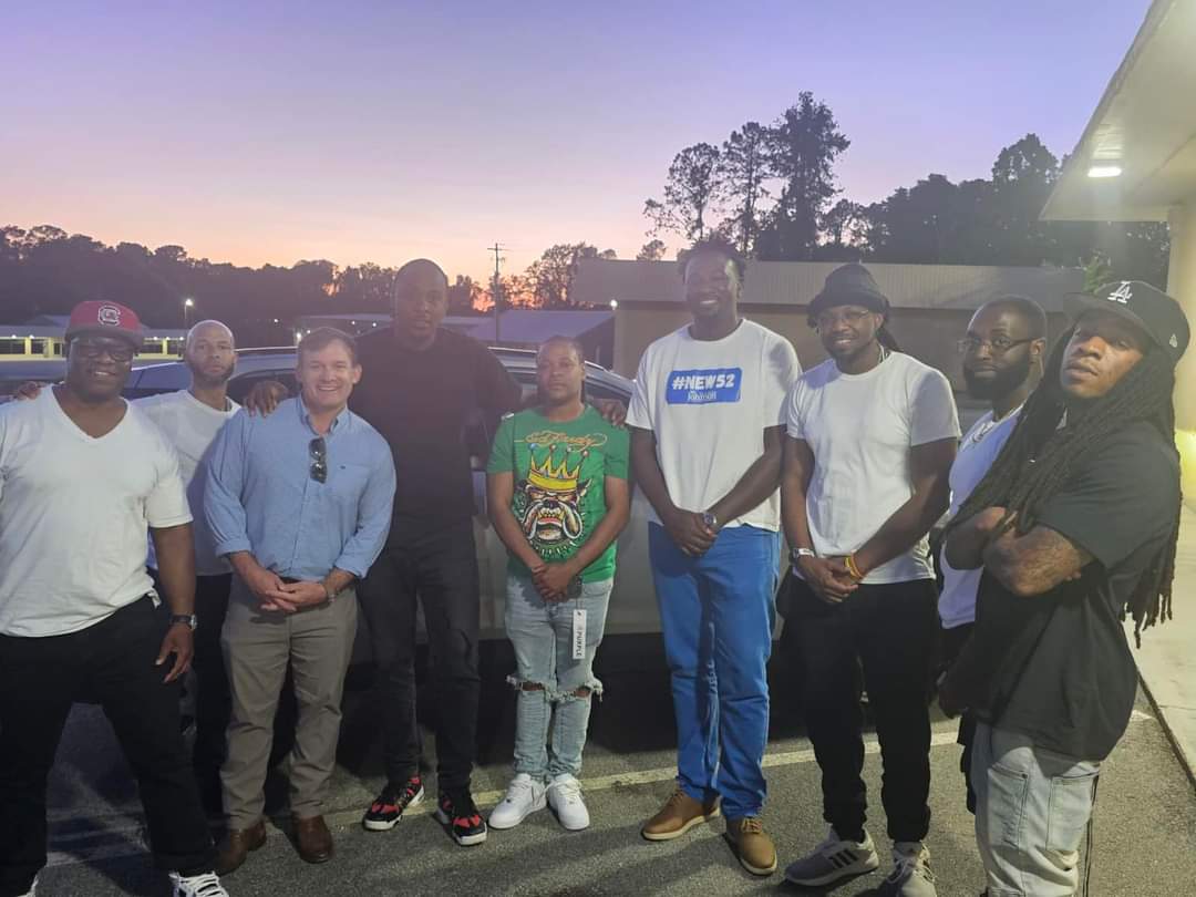 Last nights first tour stop was a success. Thank you to all who came out and participated. @reprussellott thank you too for your contributions to this important conversation. Next stop tomorrow May 13th in Sumter at 629 Bultman St. at 6:00pm #CommunityCheckIn #gangsinpeace #new52