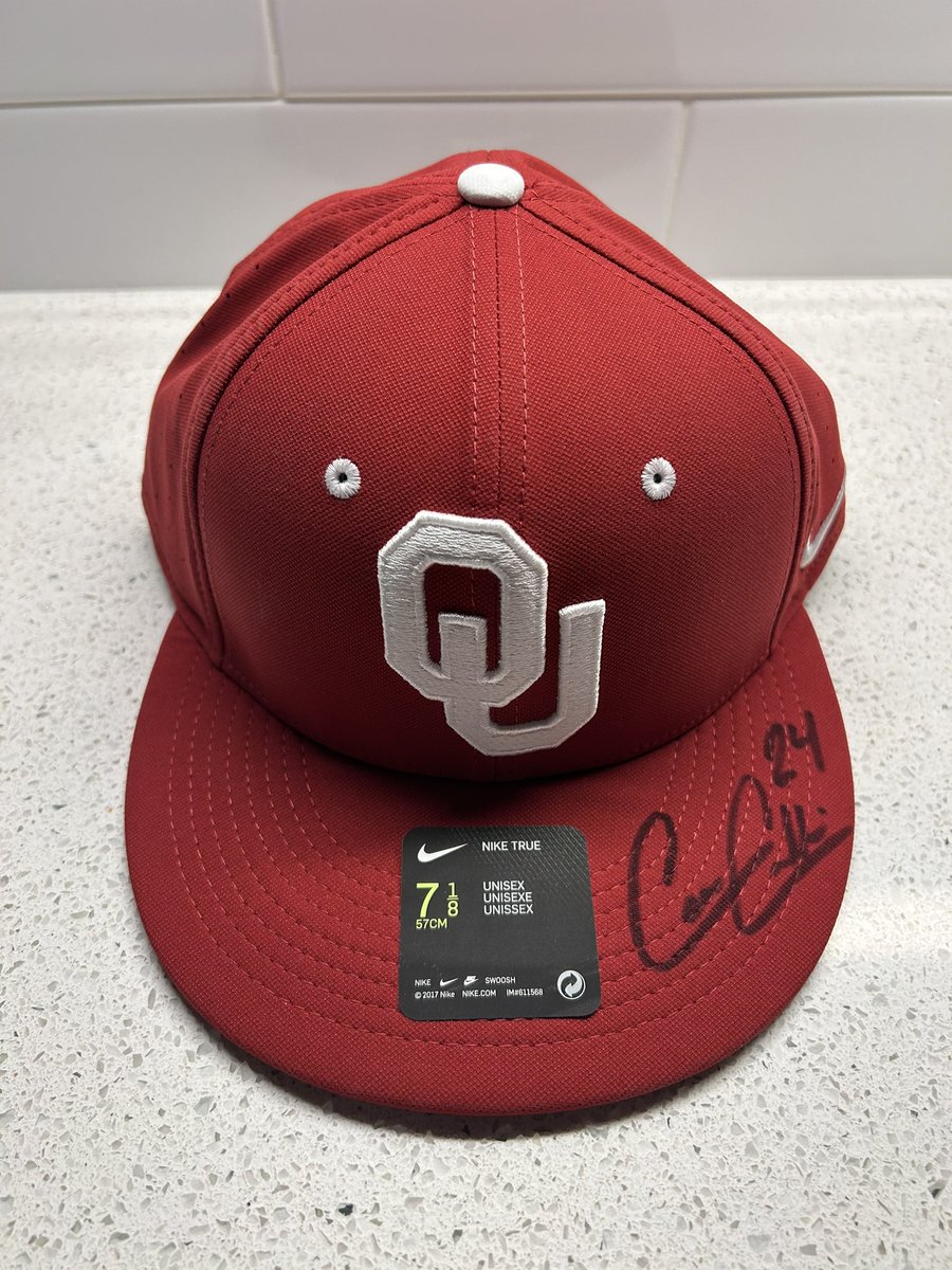 OKBE2023's tweet photo. The @OU_Baseball squad got a massive win this weekend. Time for someone else to get a massive win. 

Just follow @OKBE2023, retweet this post, and comment who our current favorite player is with a number between 1-10 for a tiebreaker. https://t.co/4moZtPNnqQ