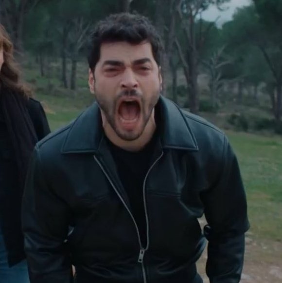 Mehmetcan198's tweet photo. @dedikoducucocuk #RTÜK korkusuyla dijitalde özgün yaratıcı cüretkar şeyler yok.Yabancı yapımların hali içler acısıymış.Dijital mecra,TV gibi sansür yasak nedeniyle seri çöp üretim yapıyor. Ne de olsa katrilyon tekrarlı uyduruk Türk dizisi,aynı yüzleri aynı hikayeleri izleyen var diye! Artık yeter https://t.co/2dymyHZBKy