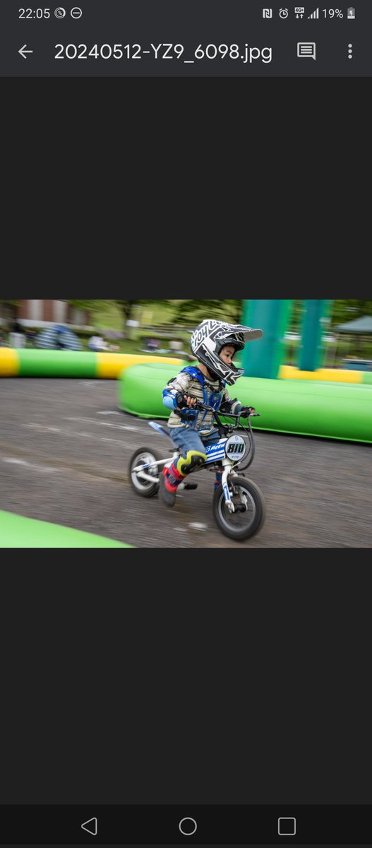 2st819's tweet photo. おはようございます!
キッズバイクもミズマルさんの撮影だとこんなかっこよく背景が流れる!!! @MiZmr_zx14
こりゃー凄いねえ。
さすが!
#ミズマルフォト
#宮ケ瀬ボランティアスペシャルカメラマン
#宮ケ瀬電動キッズバイク
@RIDEplus71
#RIDEplus https://t.co/kSFfpV8u73