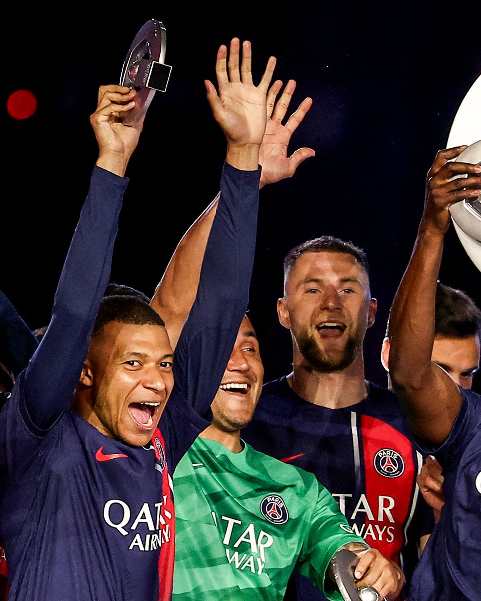 The Ligue 1 champions lift the 2023/24 trophy on Kylian Mbappé’s final appearance for PSG at Parc des Princes 🏆🇫🇷