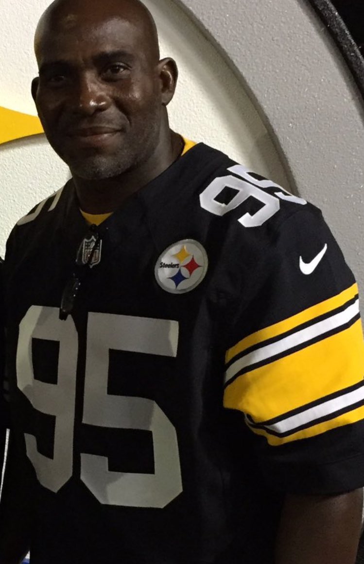 Why aren’t these the Steelers full-time jerseys