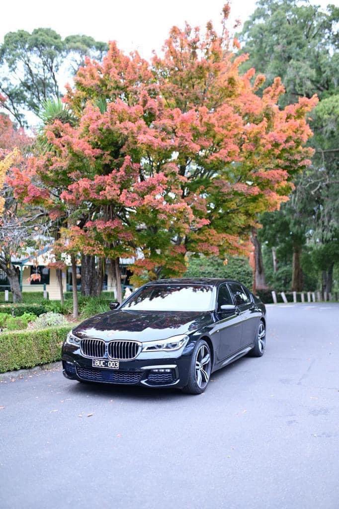 🌟 Why choose the BMW 7 Series for your chauffeur transfer with Melbourne Chauffeur Cabs? 🌟 ✨ Luxury and Comfort: Experience a smooth and lavish ride in our BMW 7 Series, known for its premium comfort and opulent interior. ✨ Style and Elegance: Make a grand entrance in our