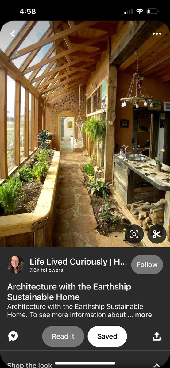 people that live in earthship homes must not have dogs because this whole place would reek of urine within the first hour