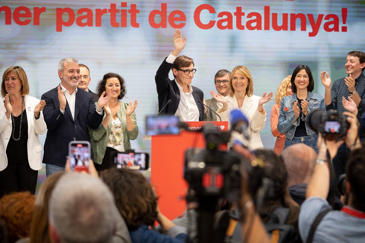 🌹 Després de 45 anys d'història, <a href="/socialistes_cat/">Socialistes PSC/❤</a> hem guanyat en vots i en escons les eleccions al Parlament de Catalunya!

Moltes gràcies per fer-nos confiança!