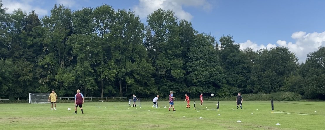 Football coaching with @kevingallacher8 for 3 Days in August at Whalley playing fields,BB7 9RX. More details contact g8soccerschool@hotmail.com
@whalleyjuniorfc @WilpshireW @LanghoFC @MellorJuniorsFC @GreatHarwoodFC #footballcoaching #ProfessionalDevelopment