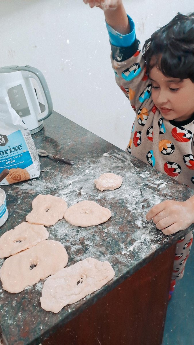 NTVG29's tweet photo. Día de torta fritas... https://t.co/4EVSKhTDhx