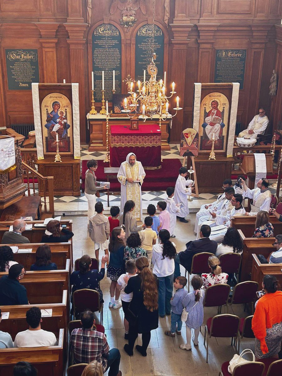 BishopAngaelos's tweet photo. A beautifully Festive @StPaulMinistry Liturgy today on #ThomasSunday at @TheSanctuaryCDL, distributing #Resurrection Feast gifts to our wonderful children.
Todays message:
Rather than remembering people for their best deeds, we tend to define them by their last worst failing, and leave them no room for return. Although our Lord knew that Thomas had doubted, He still returned, lovingly greeted him with the gift of peace, and helped him in alleviating his doubts. Saint Thomas’s response to this was a humbly certain “my Lord and my God” (John 20:28)…with which his doubts were gone, and he went on to be a powerful witness.