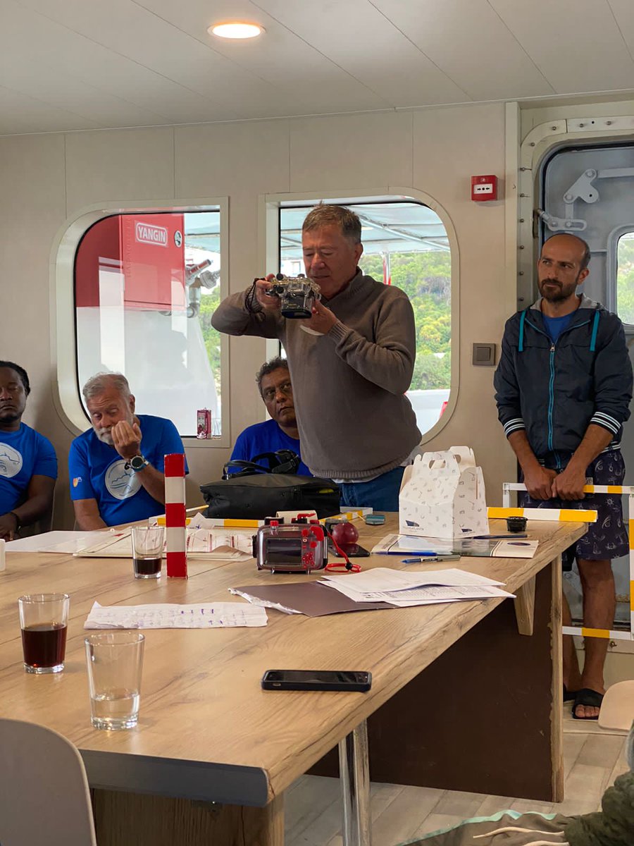 AfricaUCHunited's tweet photo. DAY 2:It was a unique experience, today at the Mediterranean as we noticed the water is different in terms of temperature and salt content compared to our waters back home. It was a privilege to be guided by Prof. Hakan Oniz on documentation photography #africaMUCHfou #cmasorg https://t.co/6fwHgCh1xk