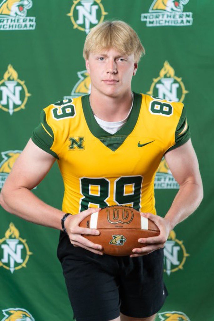 Thank you coach <a href="/CoachGatz75/">Joe Gatz</a> for the invite to Northern junior day. Had a great experience. Can’t wait to come back. <a href="/NMU_Football/">NMU Football</a> <a href="/SzymoniakDj/">DJ szymoniak</a>